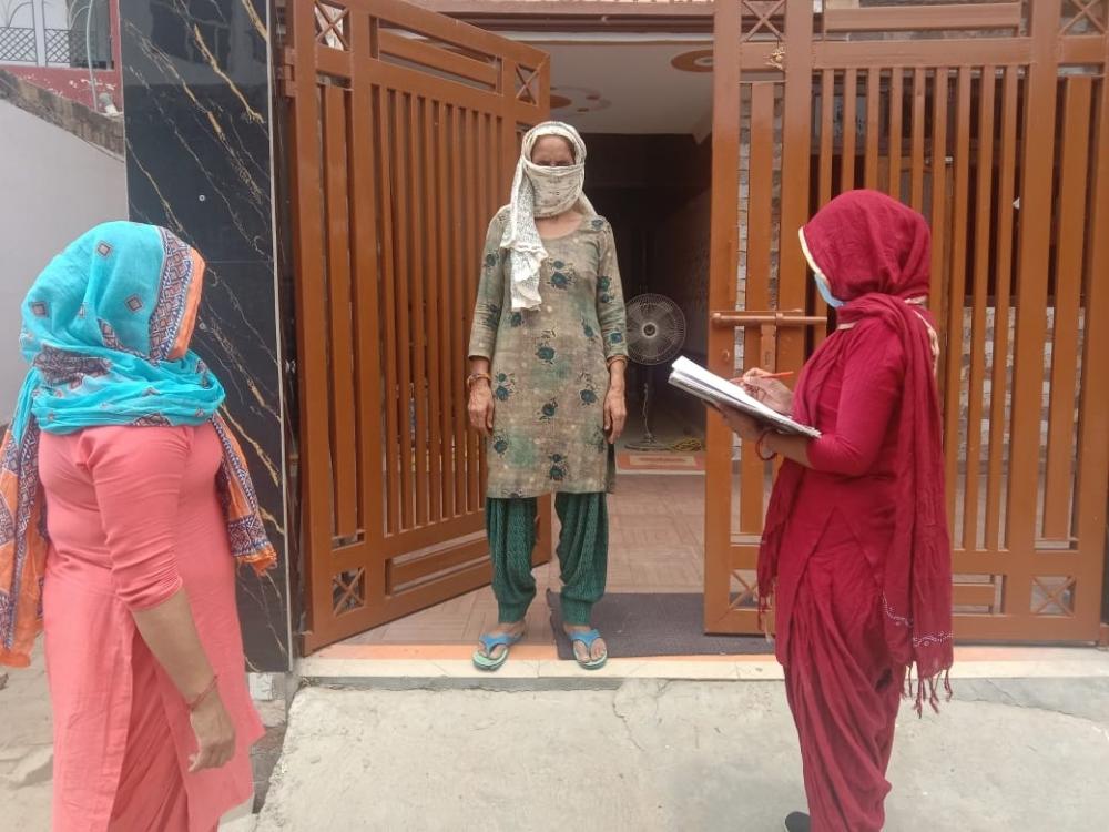The Weekend Leader - Gurugram deploys teams for door-to-door Covid screening in rural areas